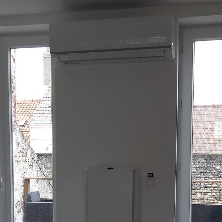 Apartamento Le Petit Chez Soi Calais Exterior foto