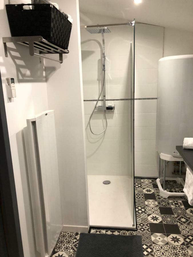 Apartamento Le Petit Chez Soi Calais Exterior foto