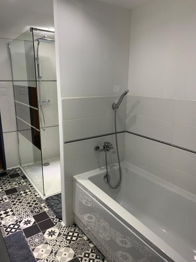 Apartamento Le Petit Chez Soi Calais Exterior foto